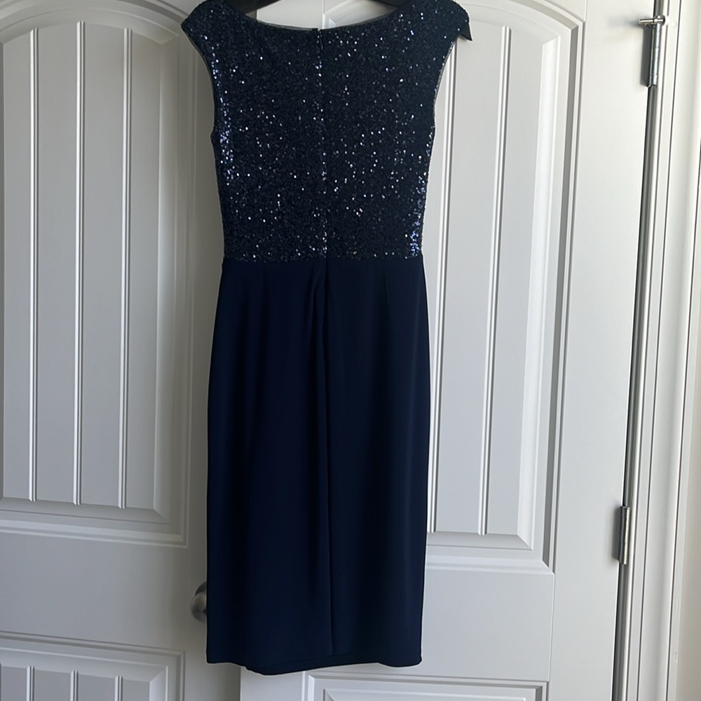Last chance!🎉Lauren Ralph Lauren dress size 4. 93% off retail final price. - Picture 2 of 5
